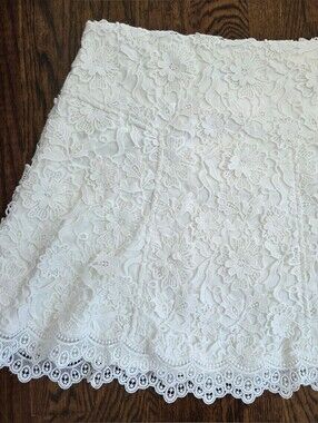 J. McLaughlin White Crochet/Lace Style Floral Skirt